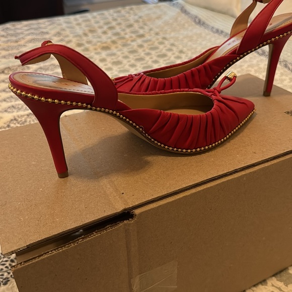 Candy apple red size 9 Coach sling back heels like new! - Picture 2 of 5